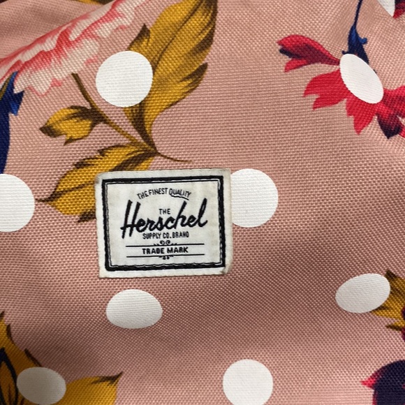 Floral Herschel Backpack - Picture 2 of 2
